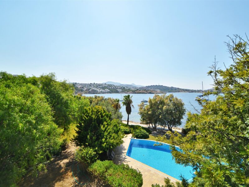 1032-15-Yalikavak-Bodrum-luxury-beachfront-villa-for-sale