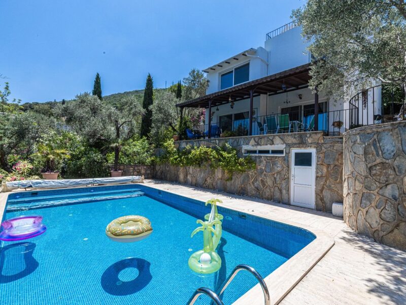 01-Private-pool-villa-for-sale-Bodrum-Torba-2275
