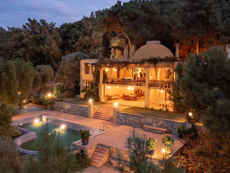 01-Luxury-mansion-for-sale-Bodrum-Golturkbuku-2330