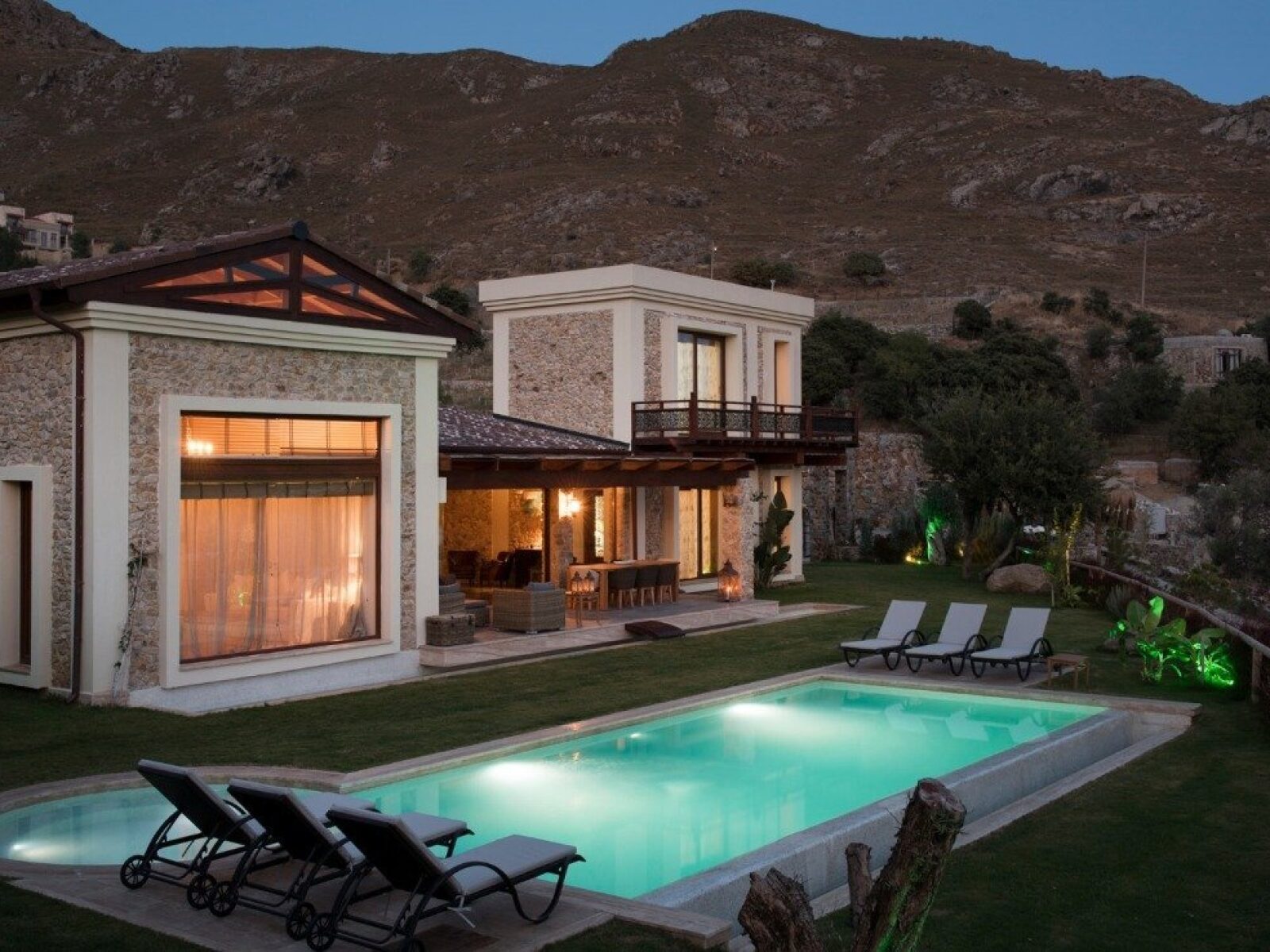 02-Bodrum-Gumusluk-for-sale-villa-1006