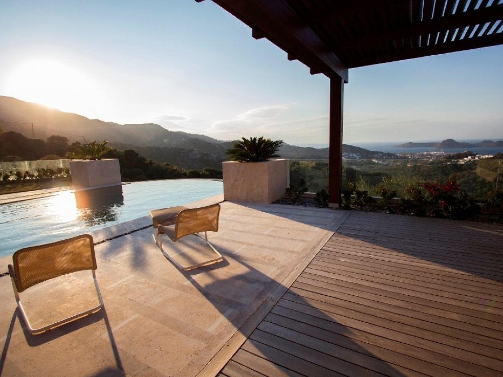 04-Sea-view-private-villa-for-sale-2004