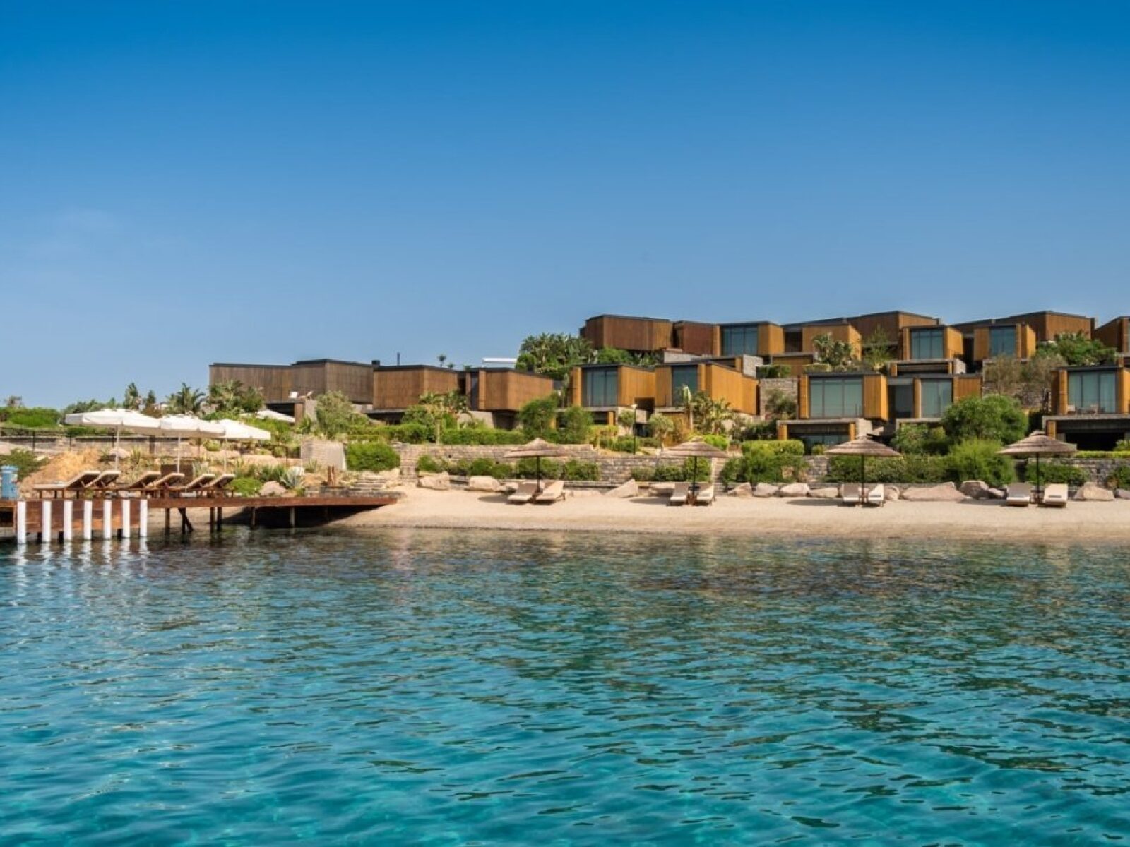 04-Bodrum-sea-front-villa-for-sale-1041