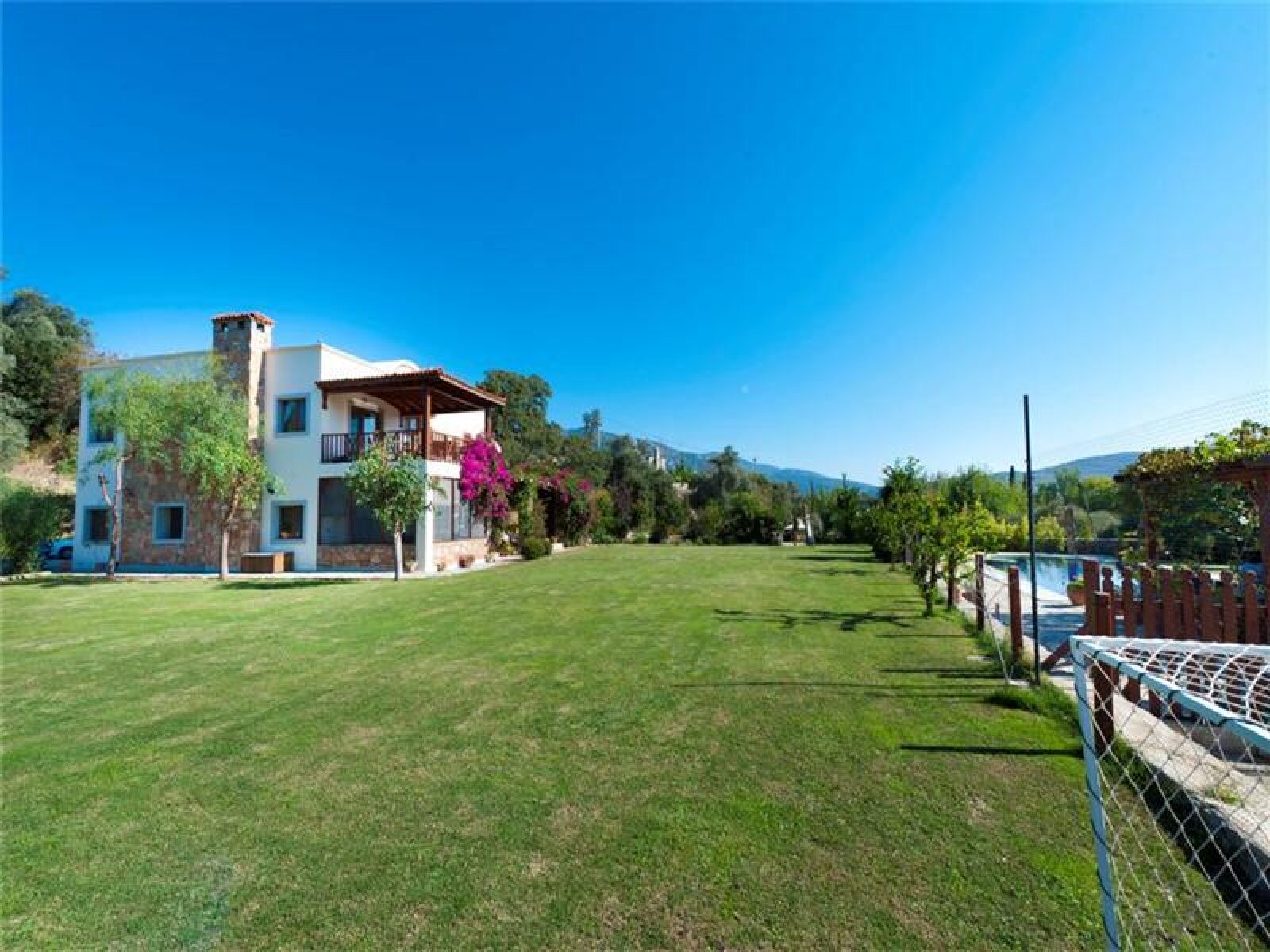 1030-016-Luxury-villa-for-sale-Ortakent-Bodrum
