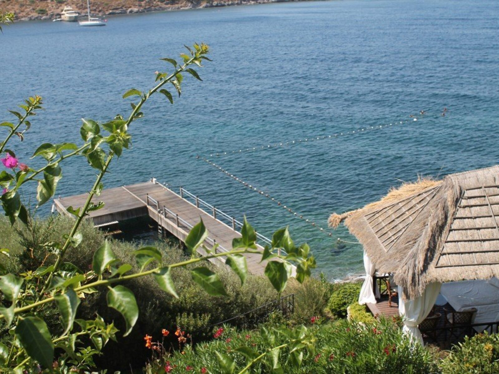 1048-09-Luxury-sea-front-villa-for-sale-Gundogan