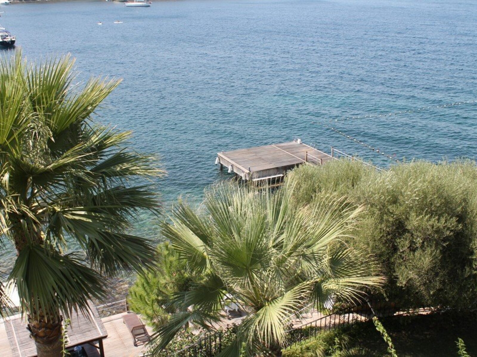 1048-10-Luxury-sea-front-villa-for-sale-Gundogan