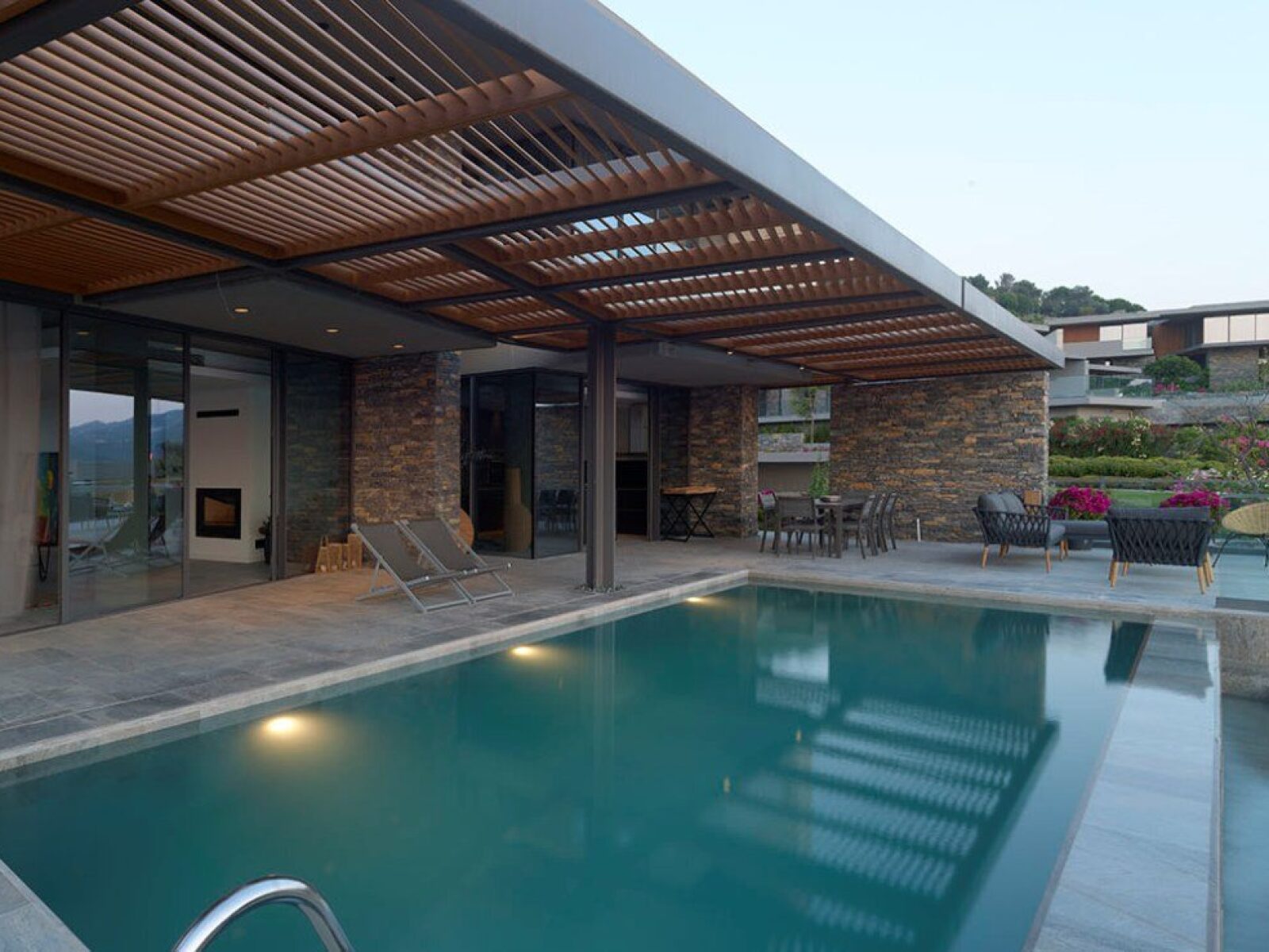 04-For-sale-property-with-private-pool-2036