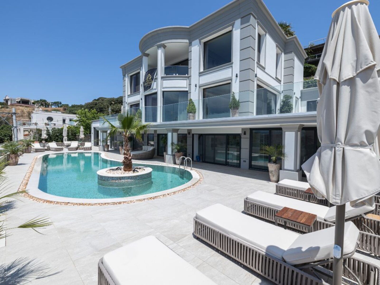 02-Remodeled-luxury-mansion-for-sale-Bodrum-Yalikavak-2085