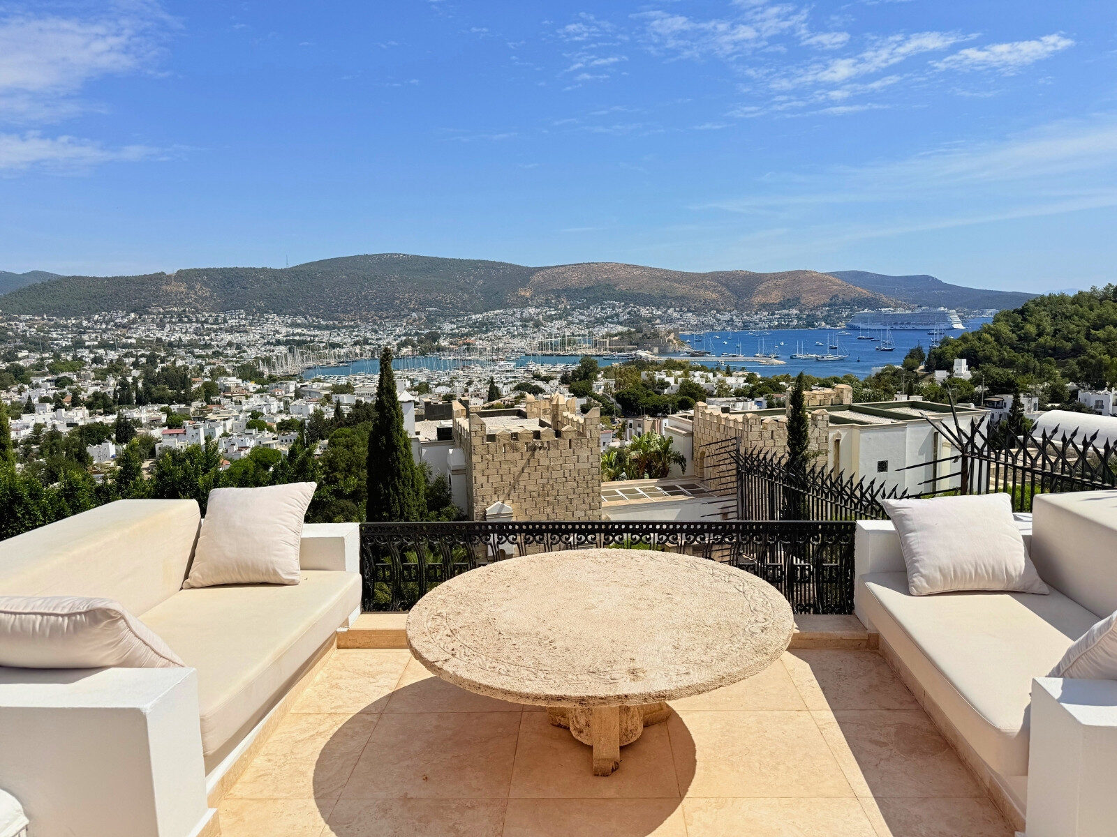 2086_bodrum_luxury_villa_seaview_castle_view_for_sale_04