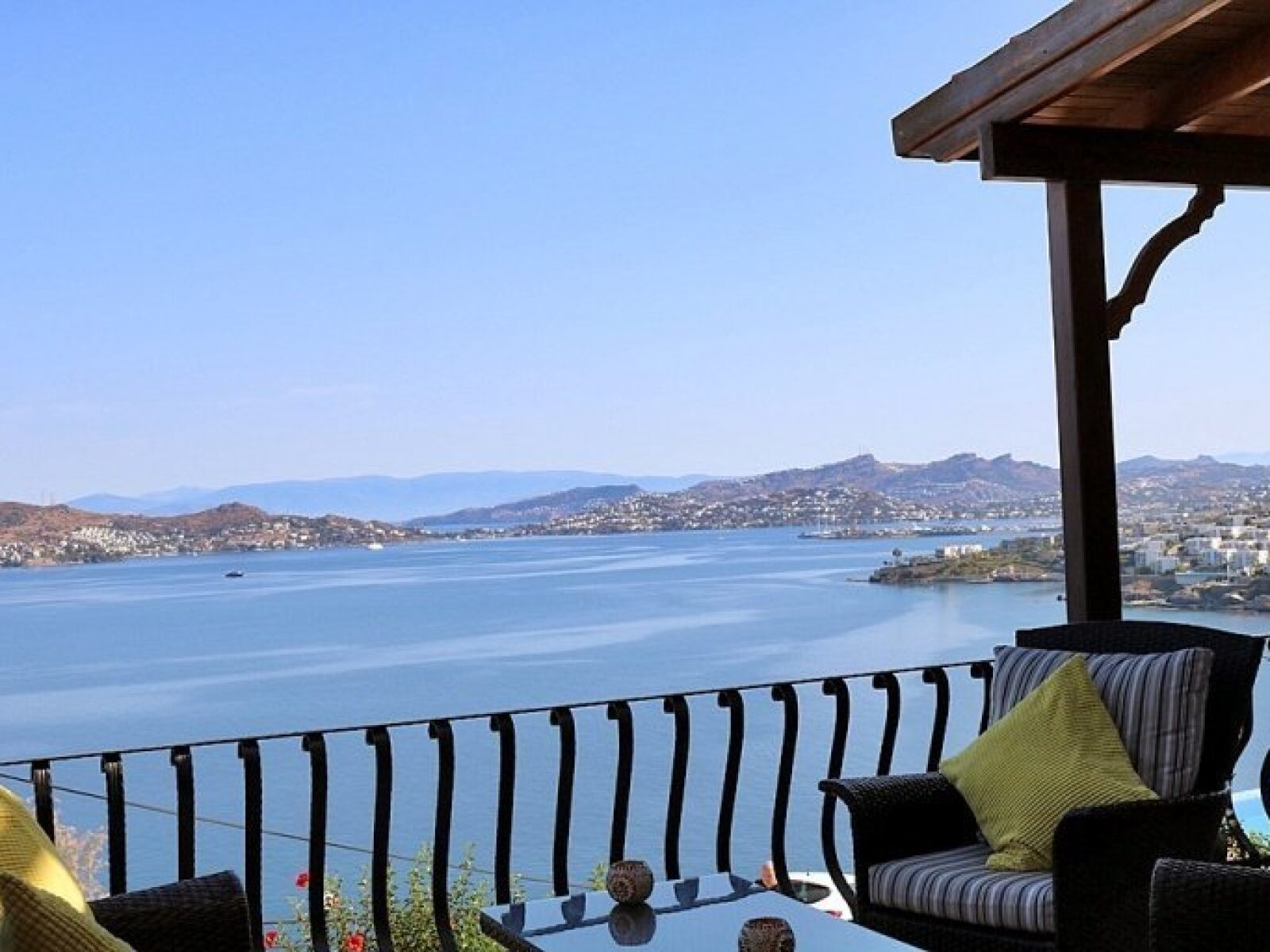 06-Sea-View-Villa-For-Sale-Bodrum-Yalikavak-2188