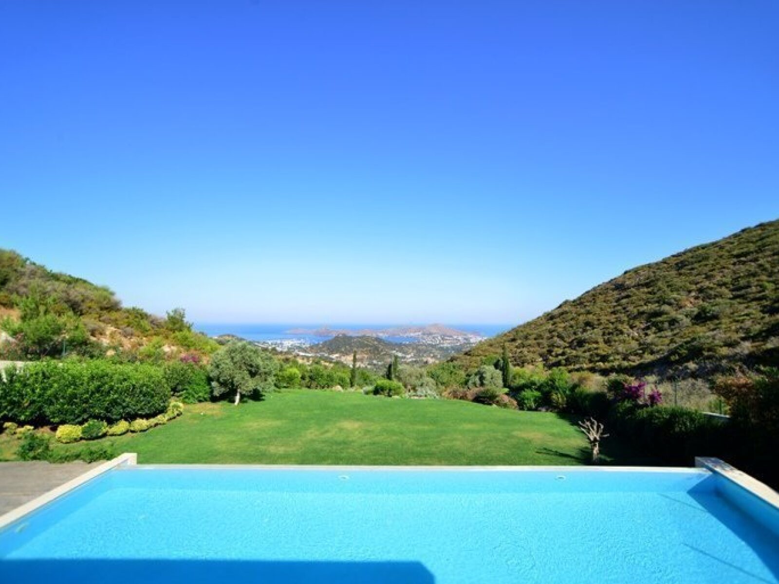 1044-14-Luxury-Property-Turkey-villas-for-sale-Bodrum-Yalikavak