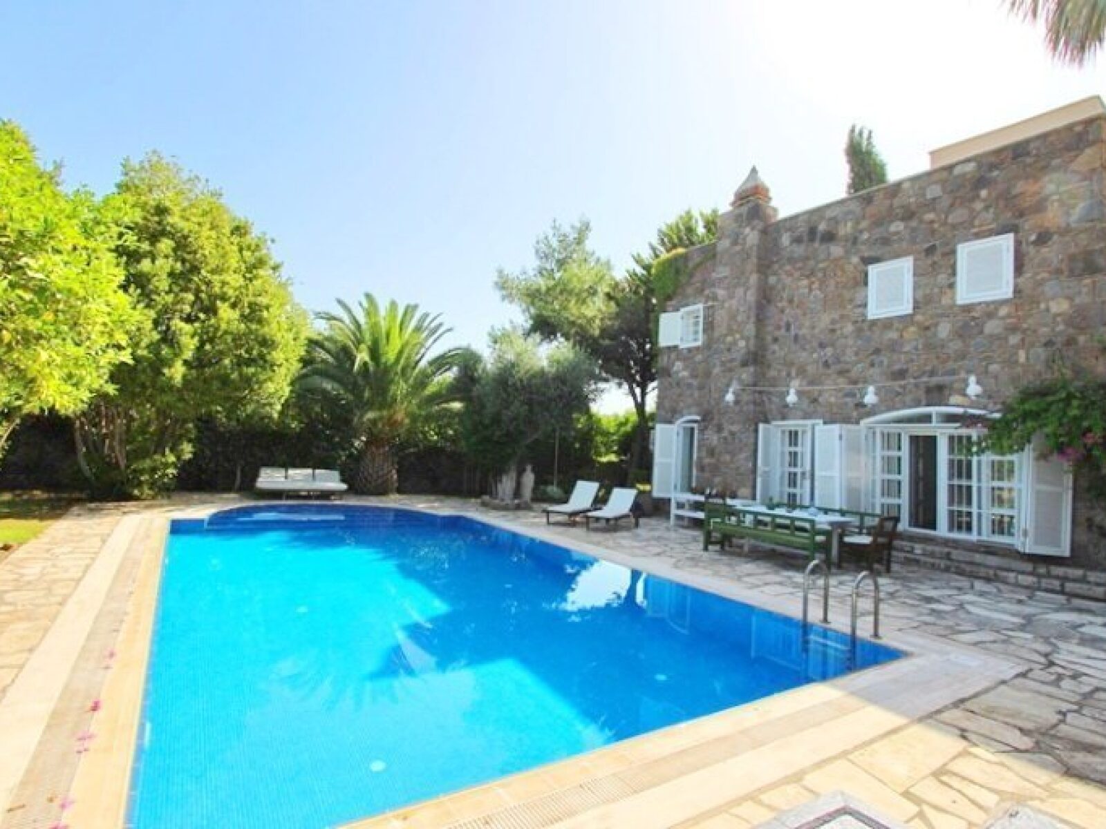 2111-01-Luxury-Property-Turkey-villas-for-sale-Bodrum-Golturkbuku