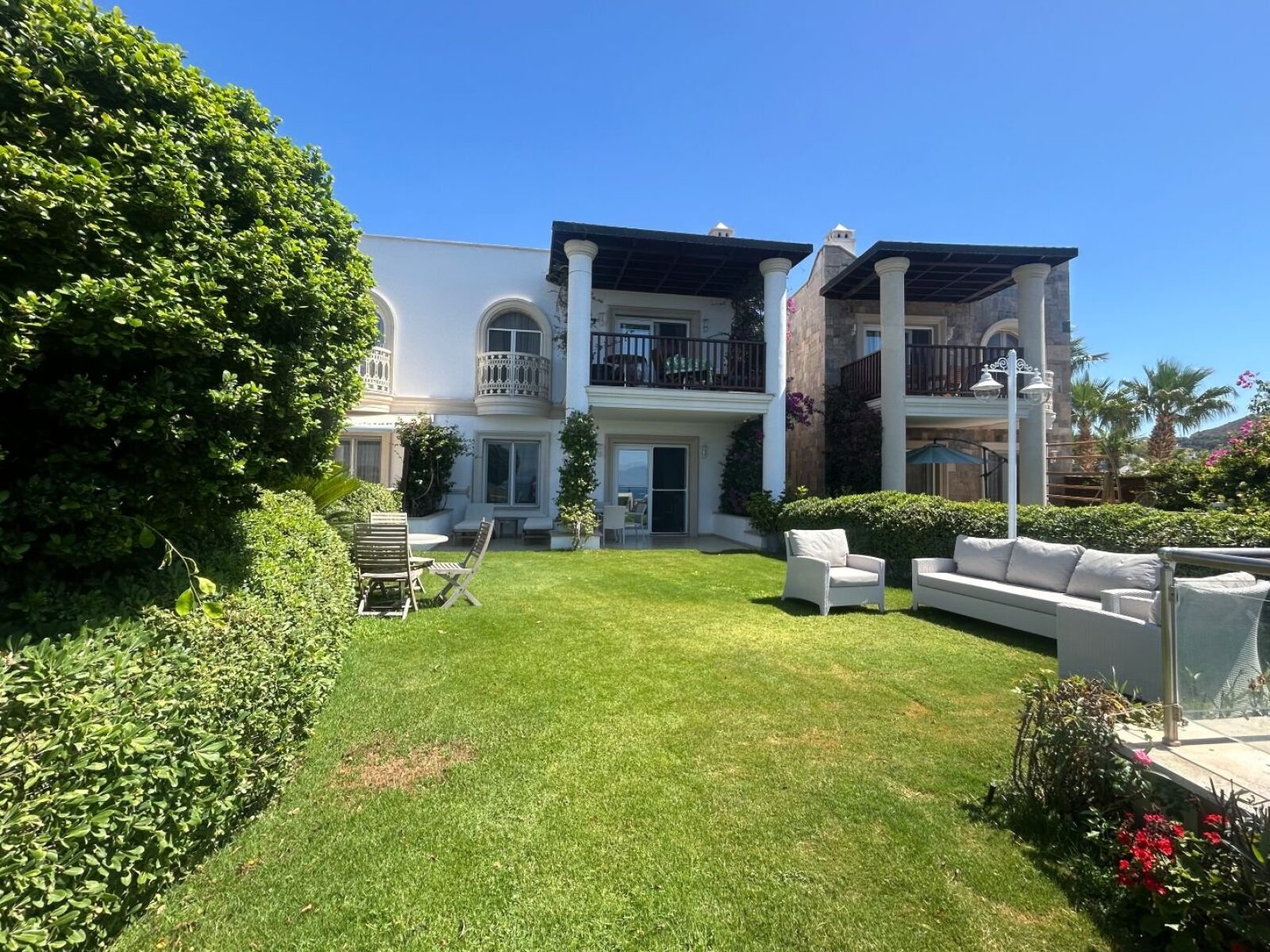 02-For-sale-residences-2306