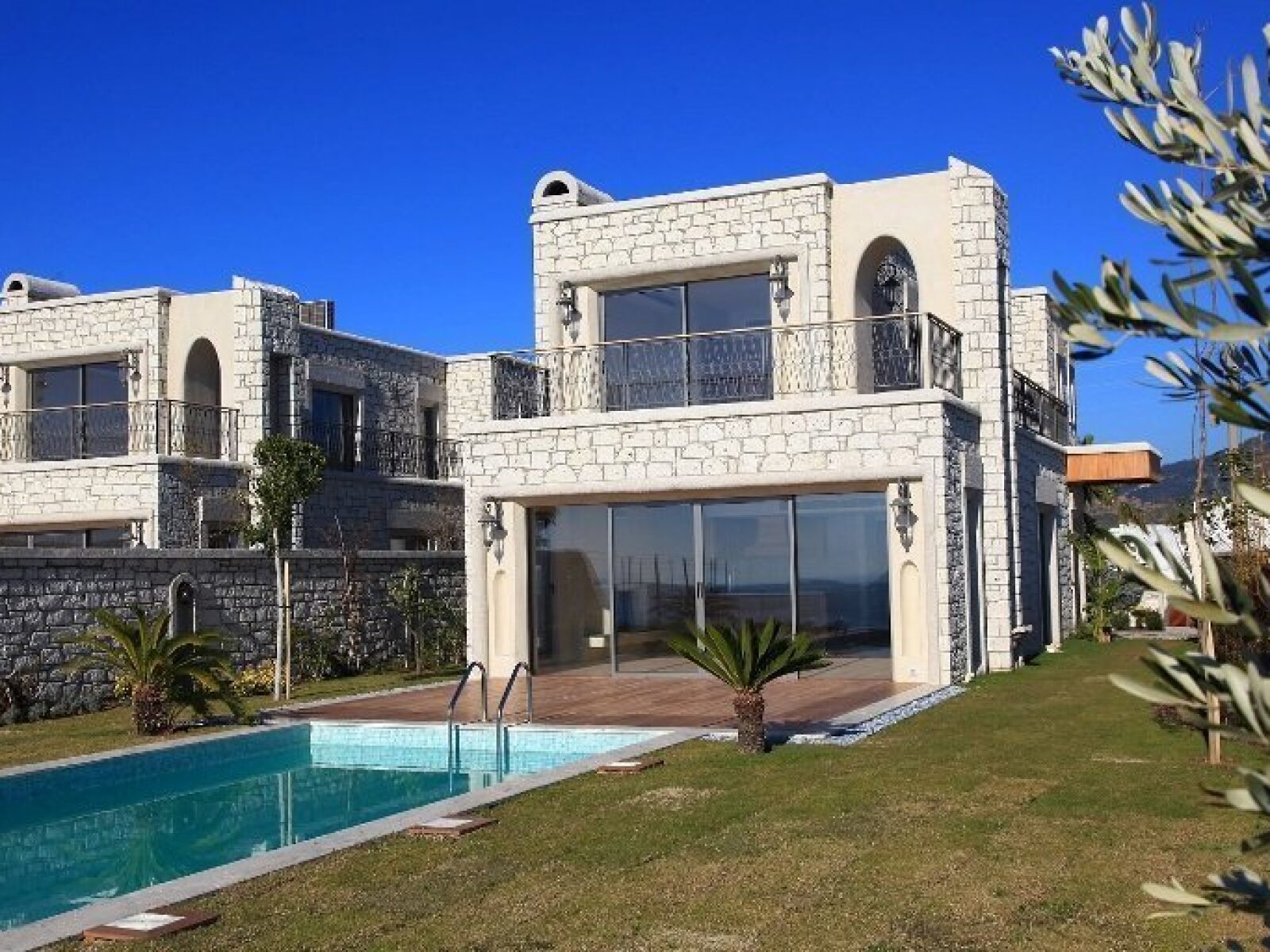 2166-01-Luxury-Property-Turkey-villas-for-sale-Bodrum-Bitez