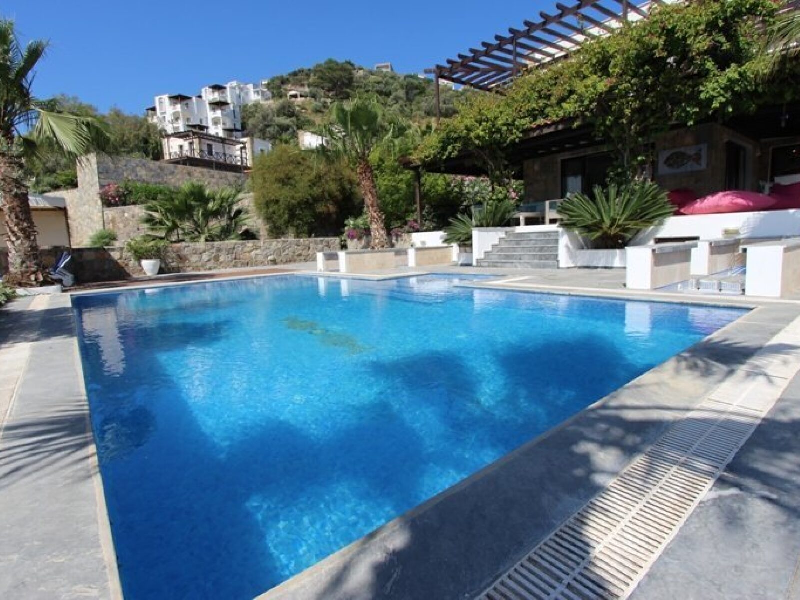 2180-05-Luxury-Property-Turkey-villas-for-sale-Bodrum-Gundogan