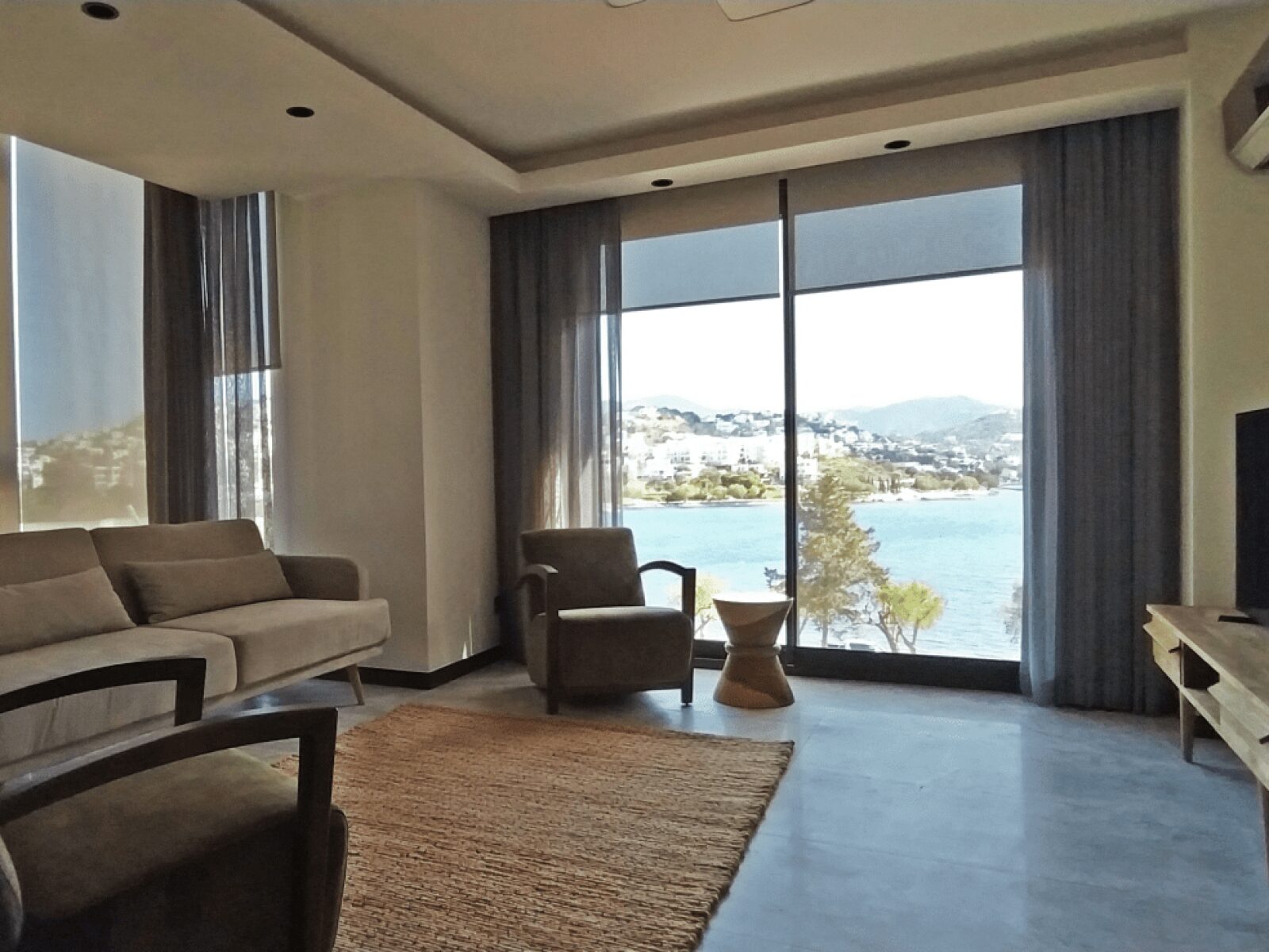 06-Apartments-for-sale-by-the-sea-2197
