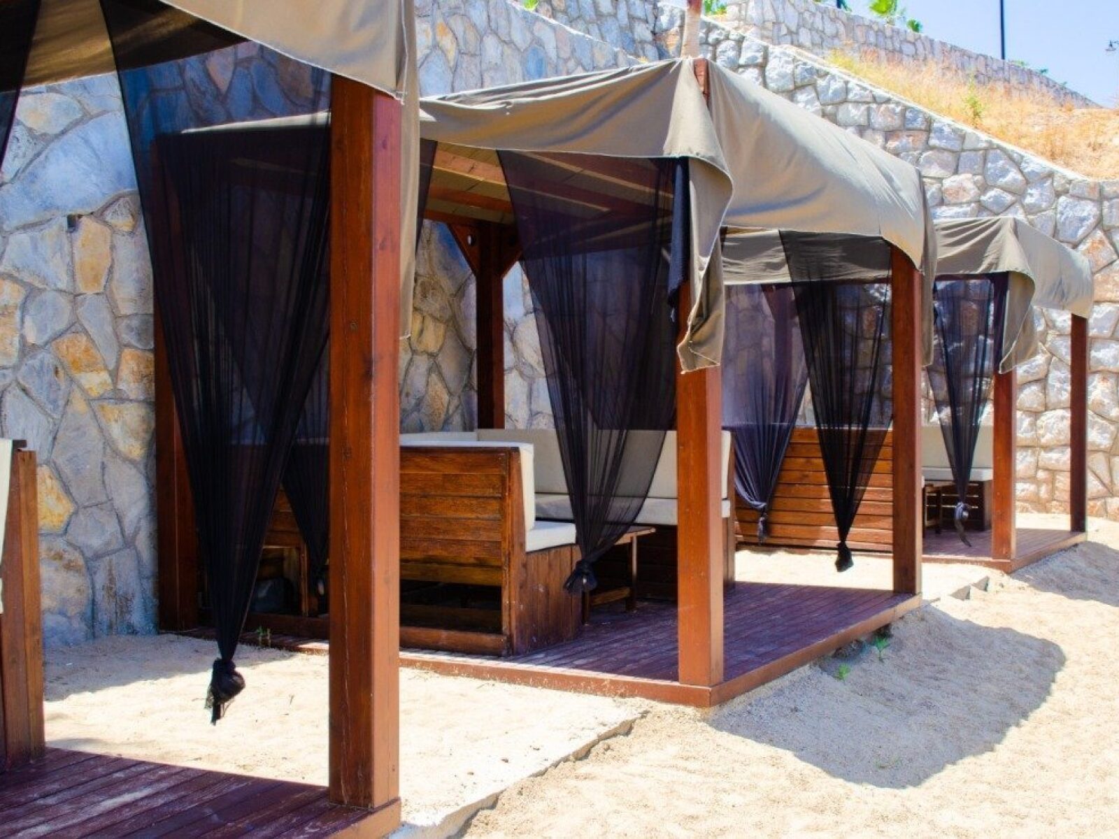 06-Private-beach-access-apartments-for-sale-Adabuku-2072