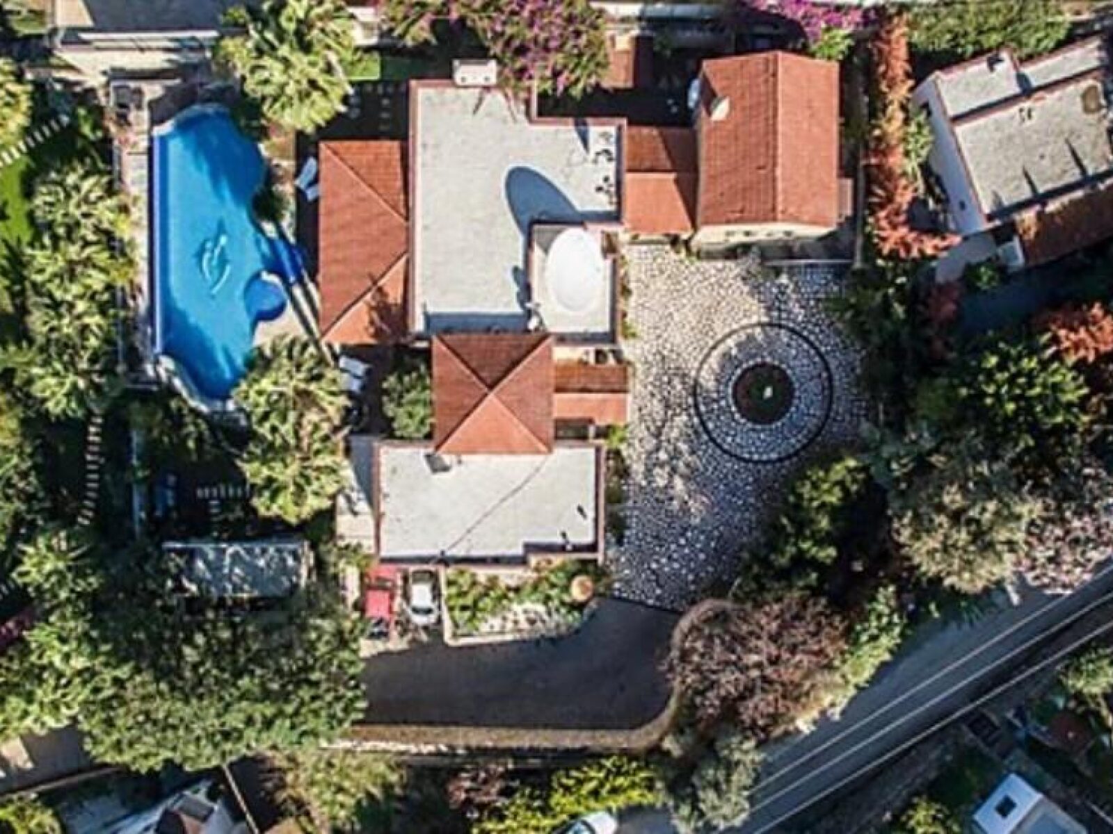 07-Private-stone-villa-for-sale-by-the-sea-Yalikavak-2205