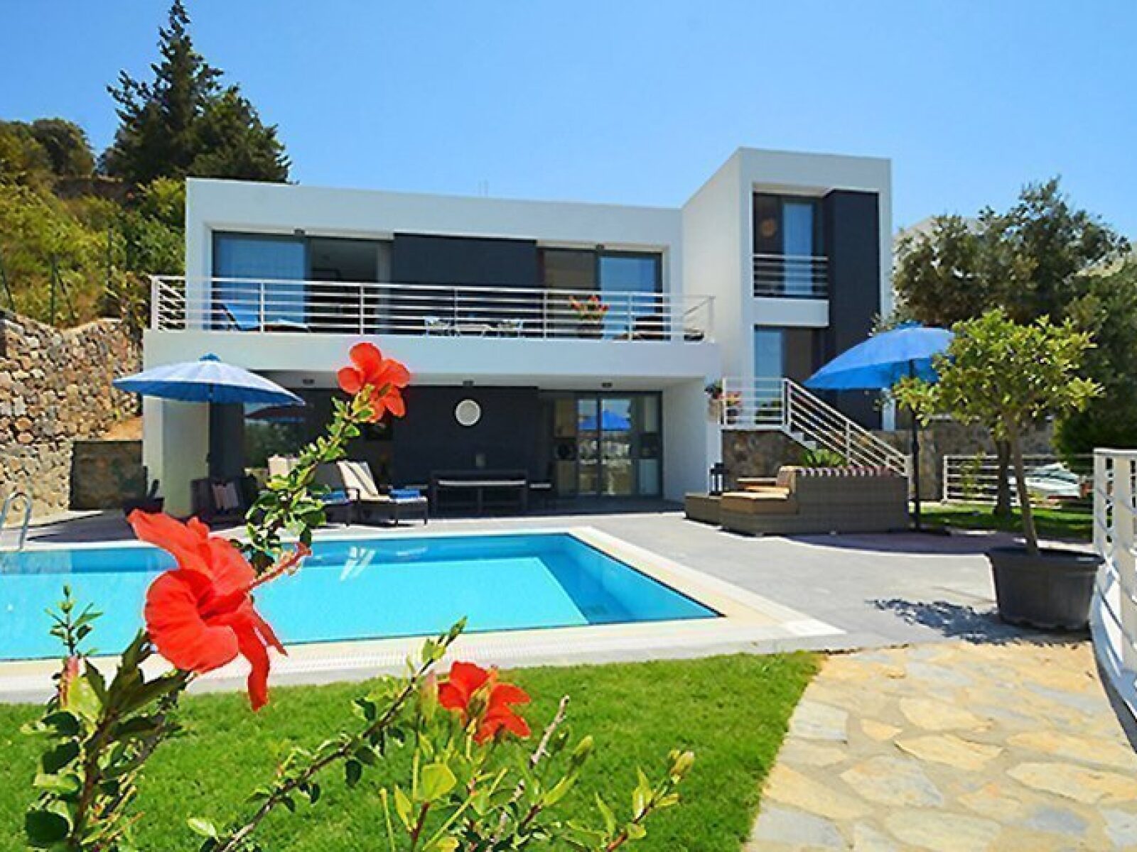 04-Private-pool-villa-for-sale-1003