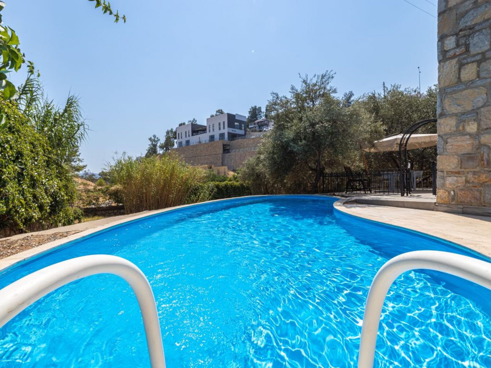 02-Private-pool-villa-for-sale-Bodrum-centre-2253