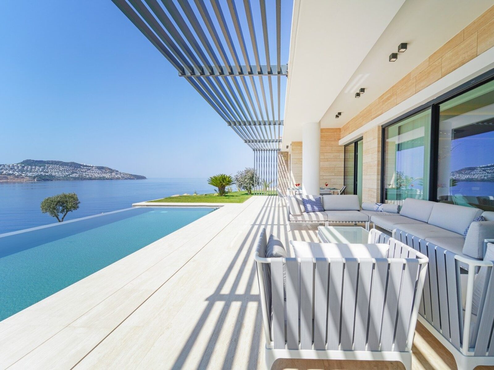 04-New-brand-villas-and-residences-for-sale-Bodrum-Gundogan-2260