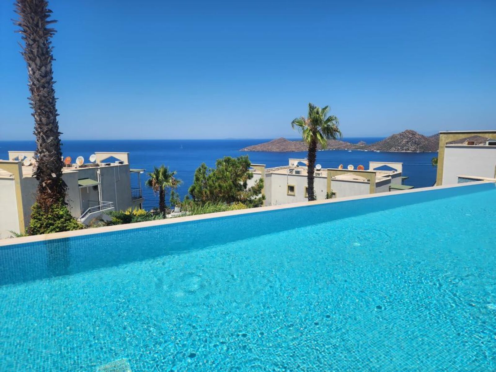 04-Shared-pool-apartment-for-sale-Yalikavak-2278