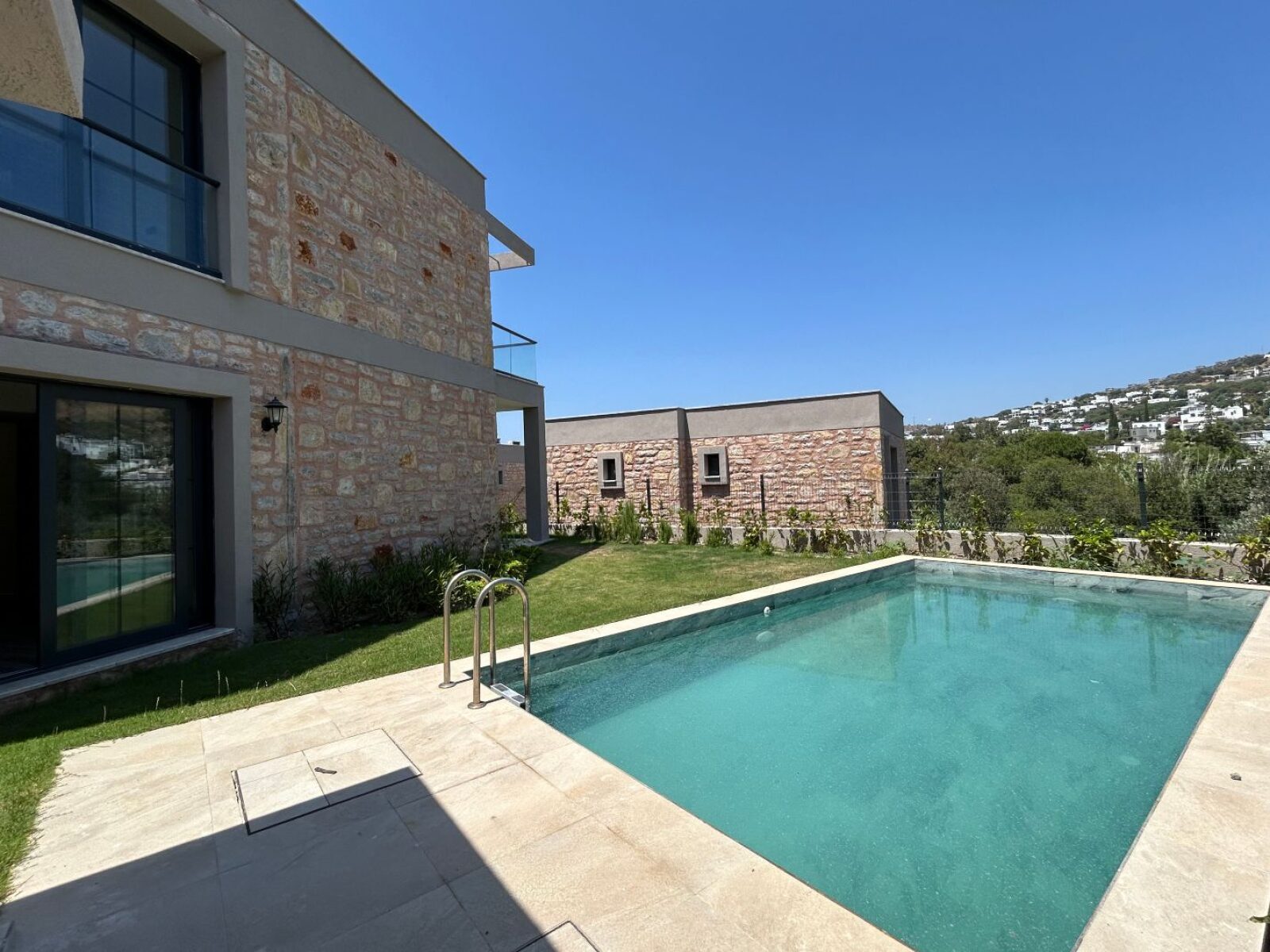 02-Private-pool-villa-for-sale-Bodrum-Gundogan-2305
