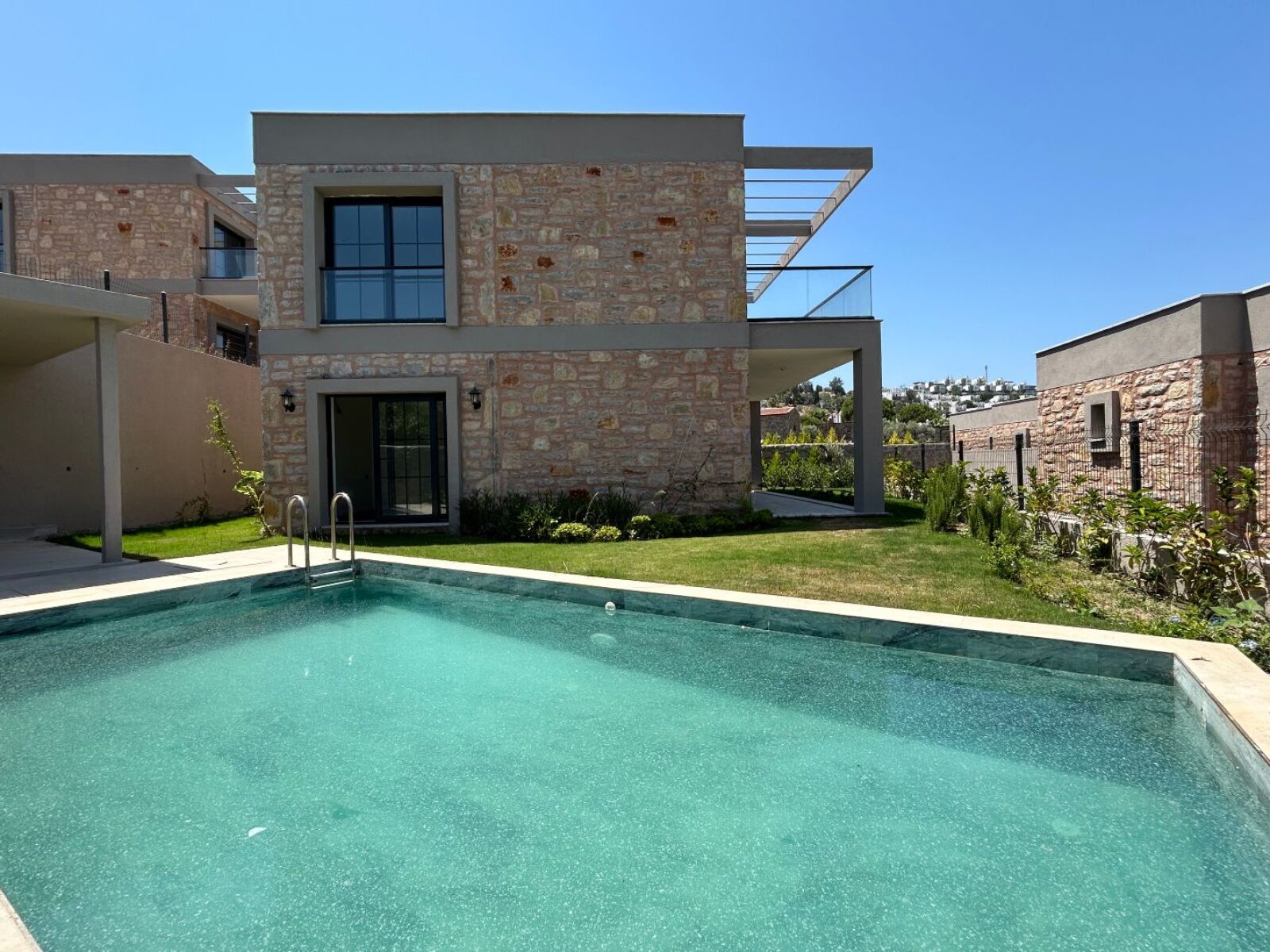 03-Stone-private-pool-villa-for-sale-Bodrum-Gundogan-2305