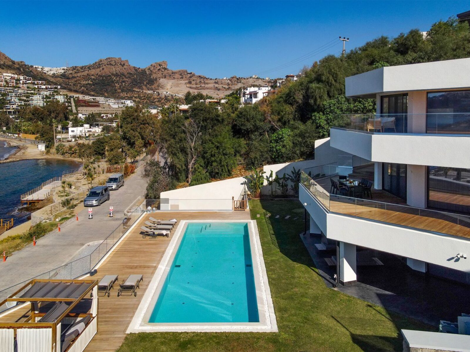 05-Private-sea-front-mansion-for-sale-Bodrum-Yalikavak-2309