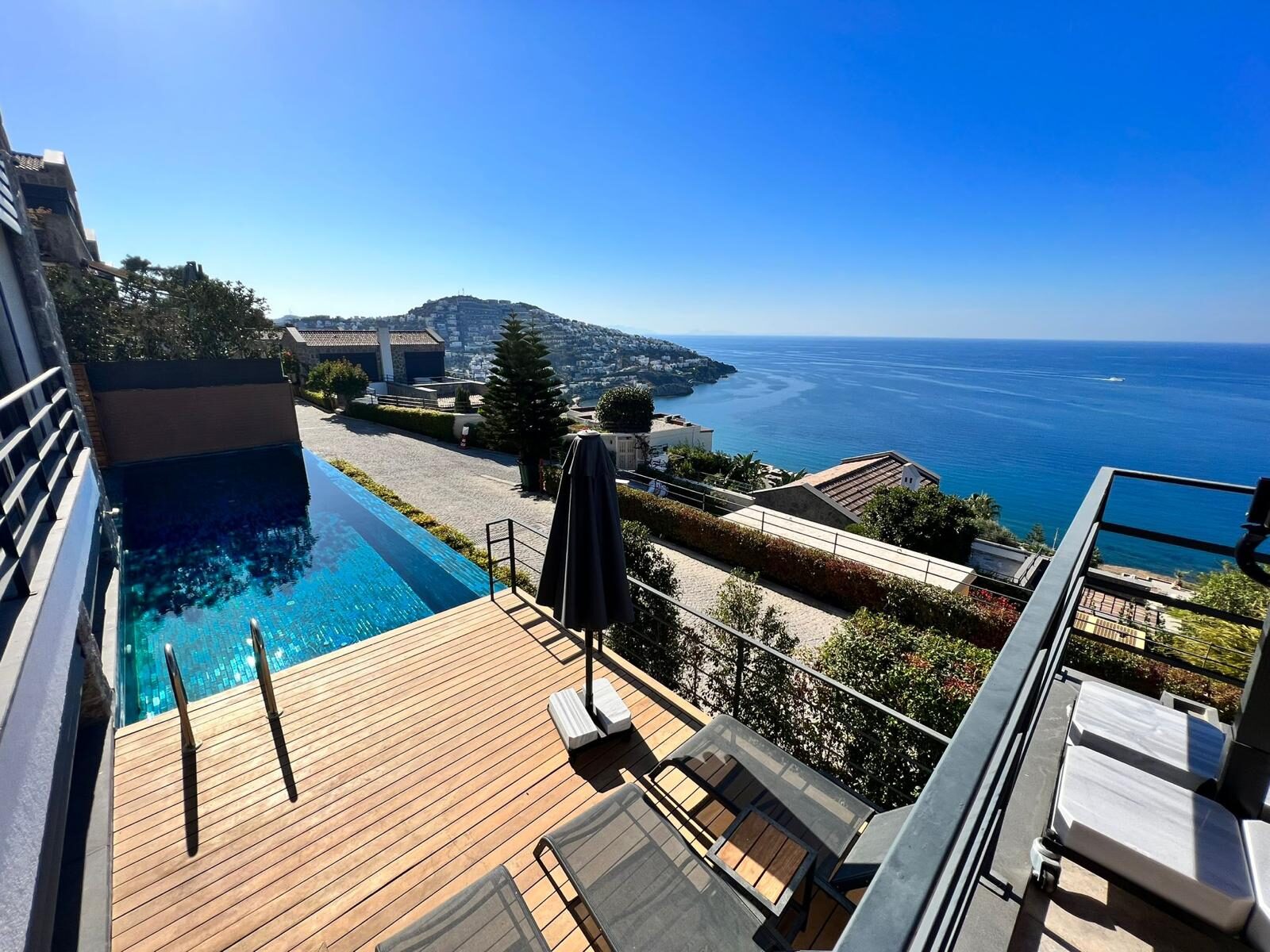 02-Panoramic-sea-view-villa-for-sale-Bodrum-Yalikavak-2308
