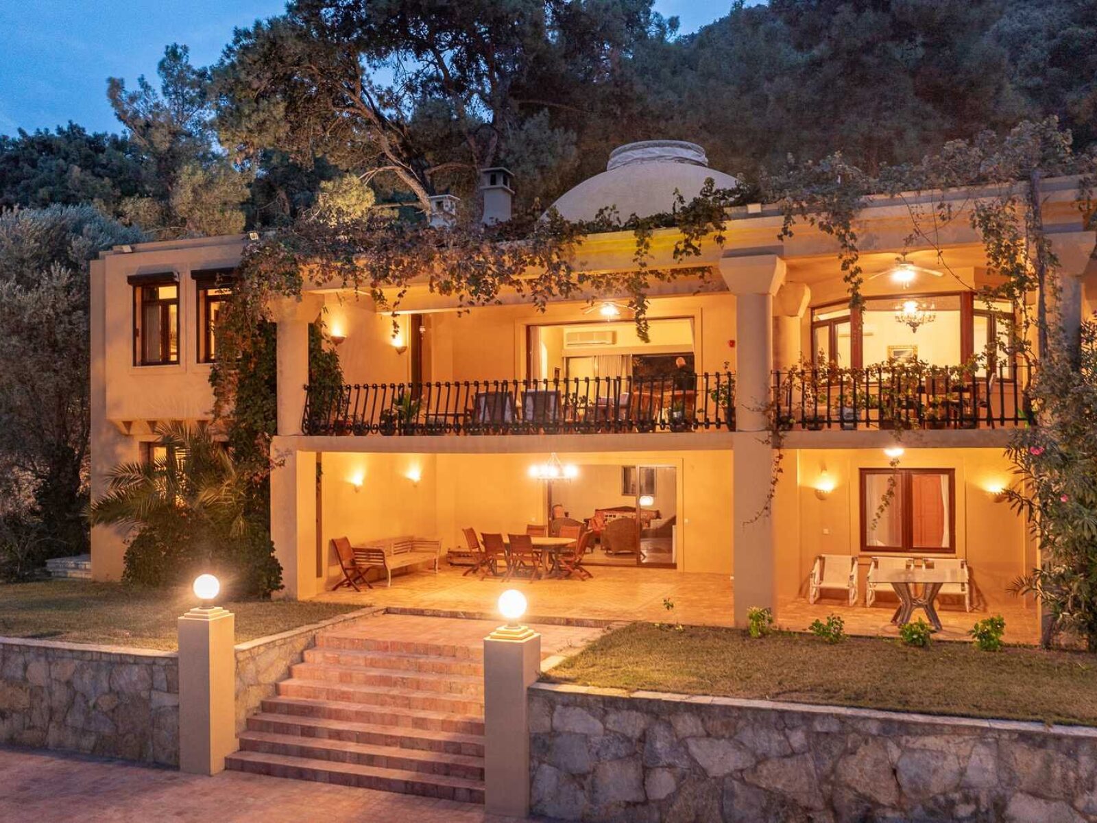 02-Mansion-for-sale-Bodrum-Golturkbuku-2330