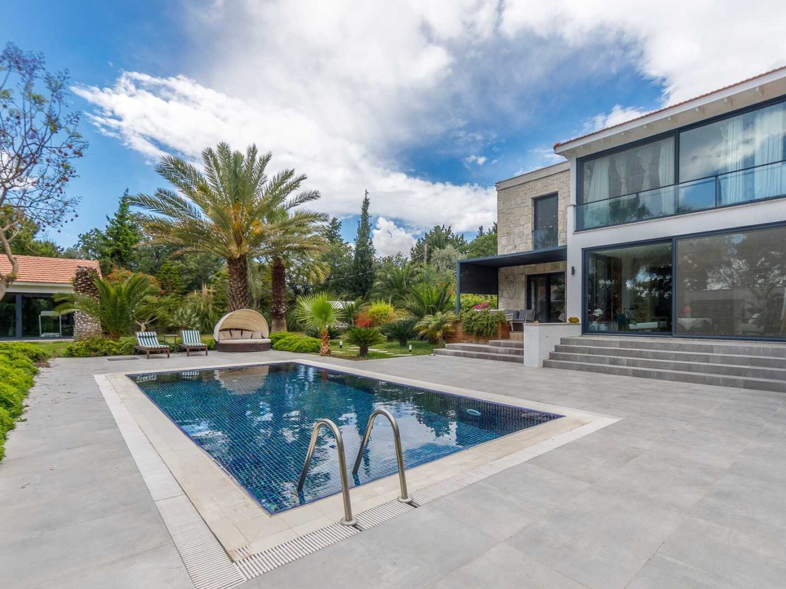 03-Modern-villa-for-sale-Bodrum-Bitez-2335