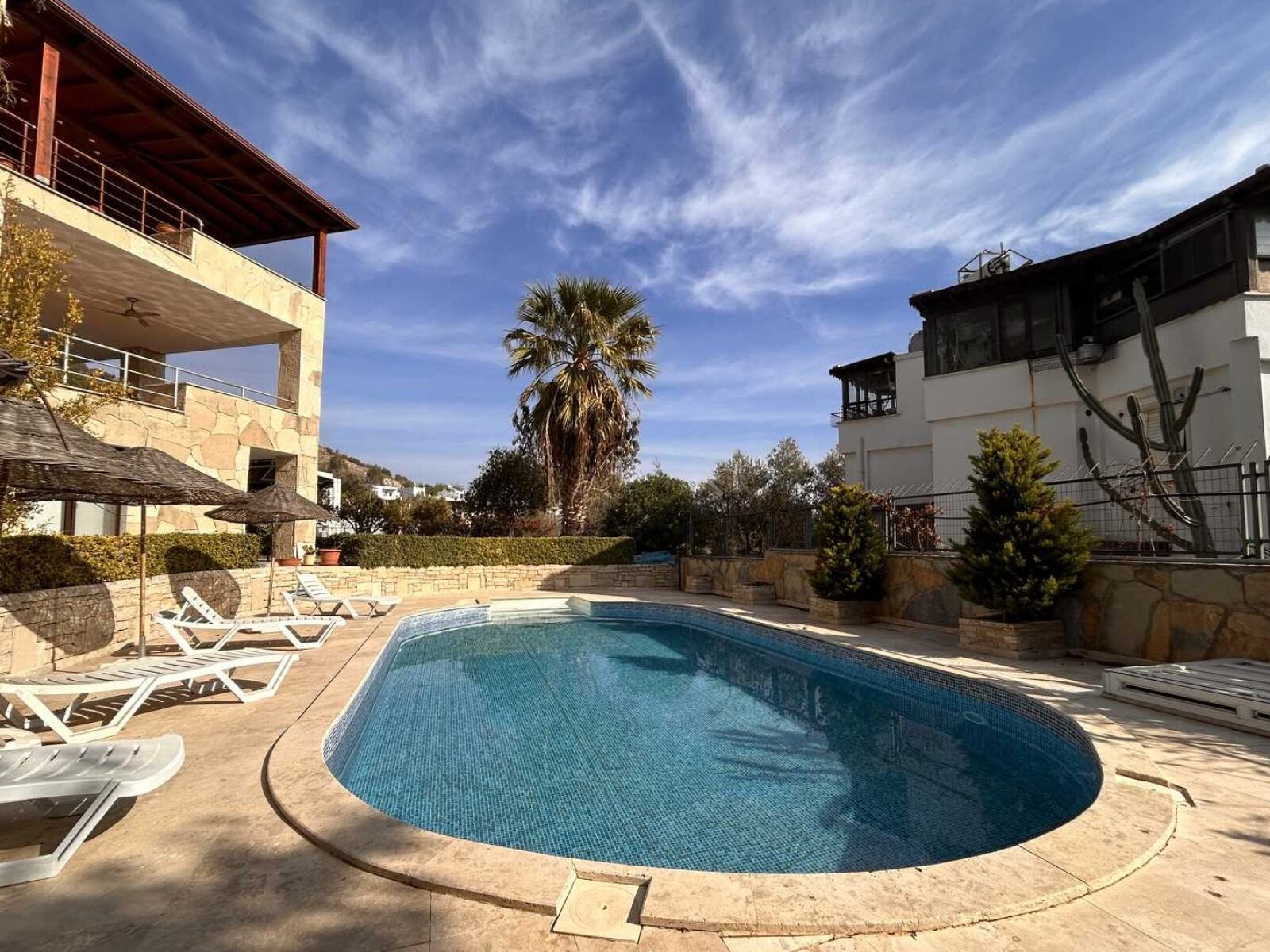 04-Shared-pool-apartment-for-sale-Yalikavak-2331