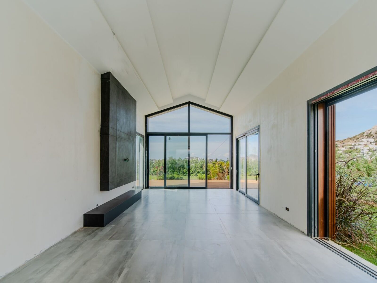 06-High-ceiling-new-villa-for-sale-2326