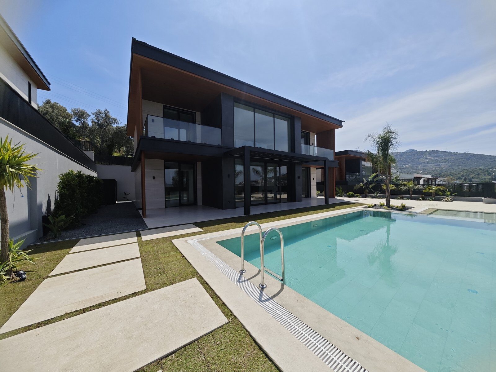 01-Luxury-new-brand-villa-for-sale-Bodrum-Yalikavak-2355