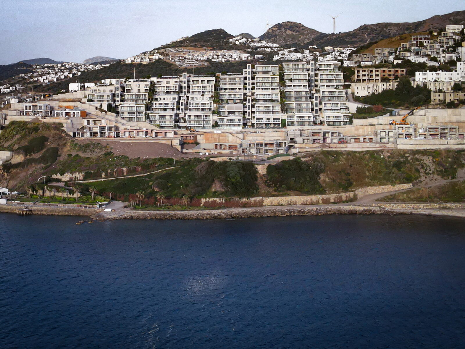 03-Sea-front-apartment-for-sale-Bodrum-Gumusluk-2377