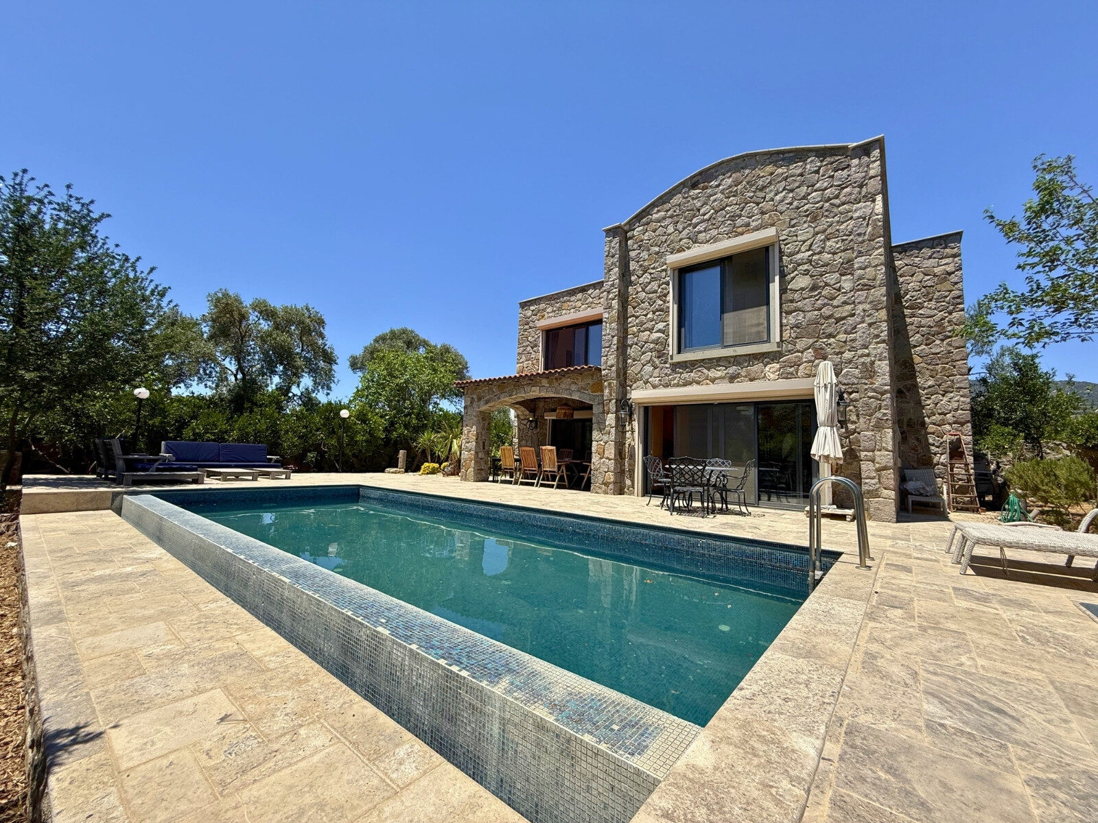 2393_bodrum_bitez_authentic_stone_villa_in_a_vast_tangerine_orchard_30