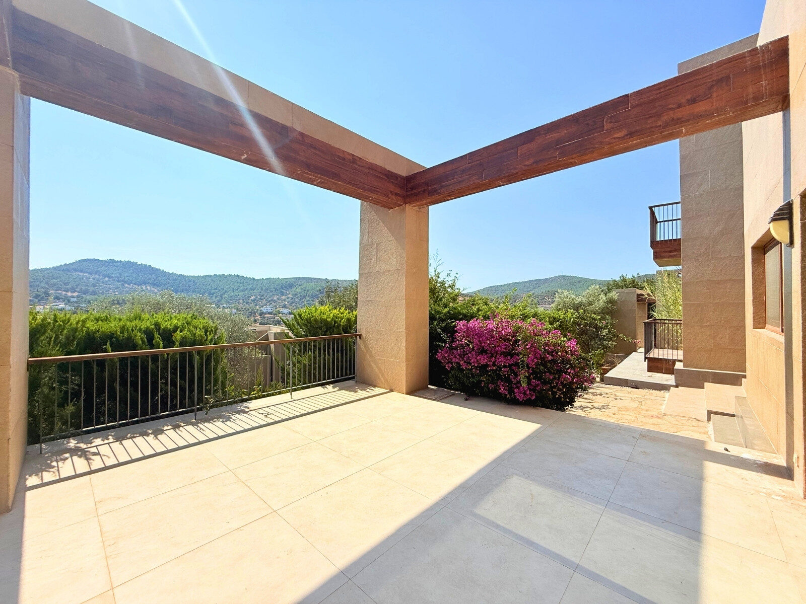 2399_bodrum_Nature_Surrounded_Modern_Living_in_Yaliciftlik_16