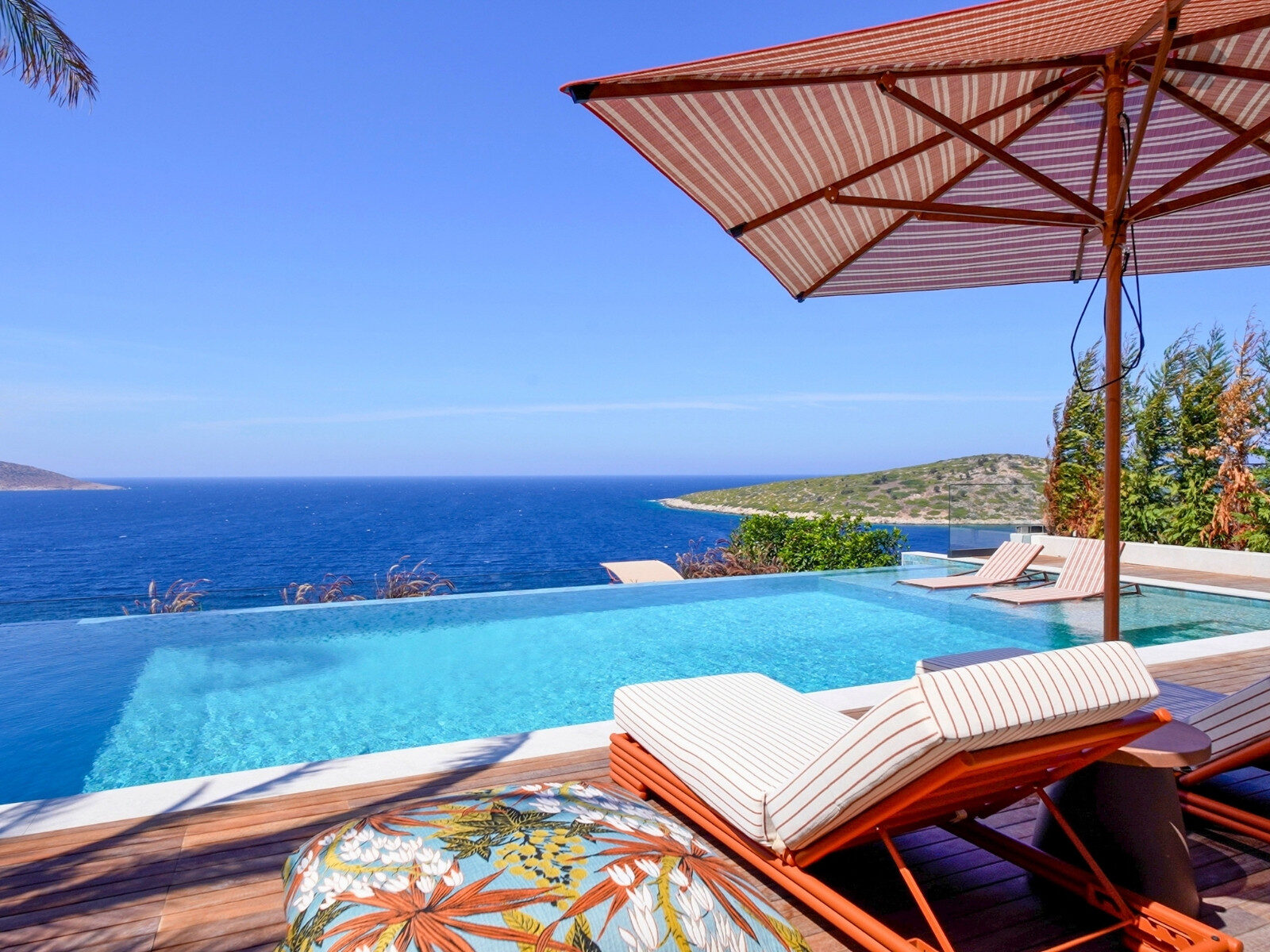 2402_Ultra_Luxury_Seafront_Mansions_and_Villas_in_Gümüşlük_Bodrum_03