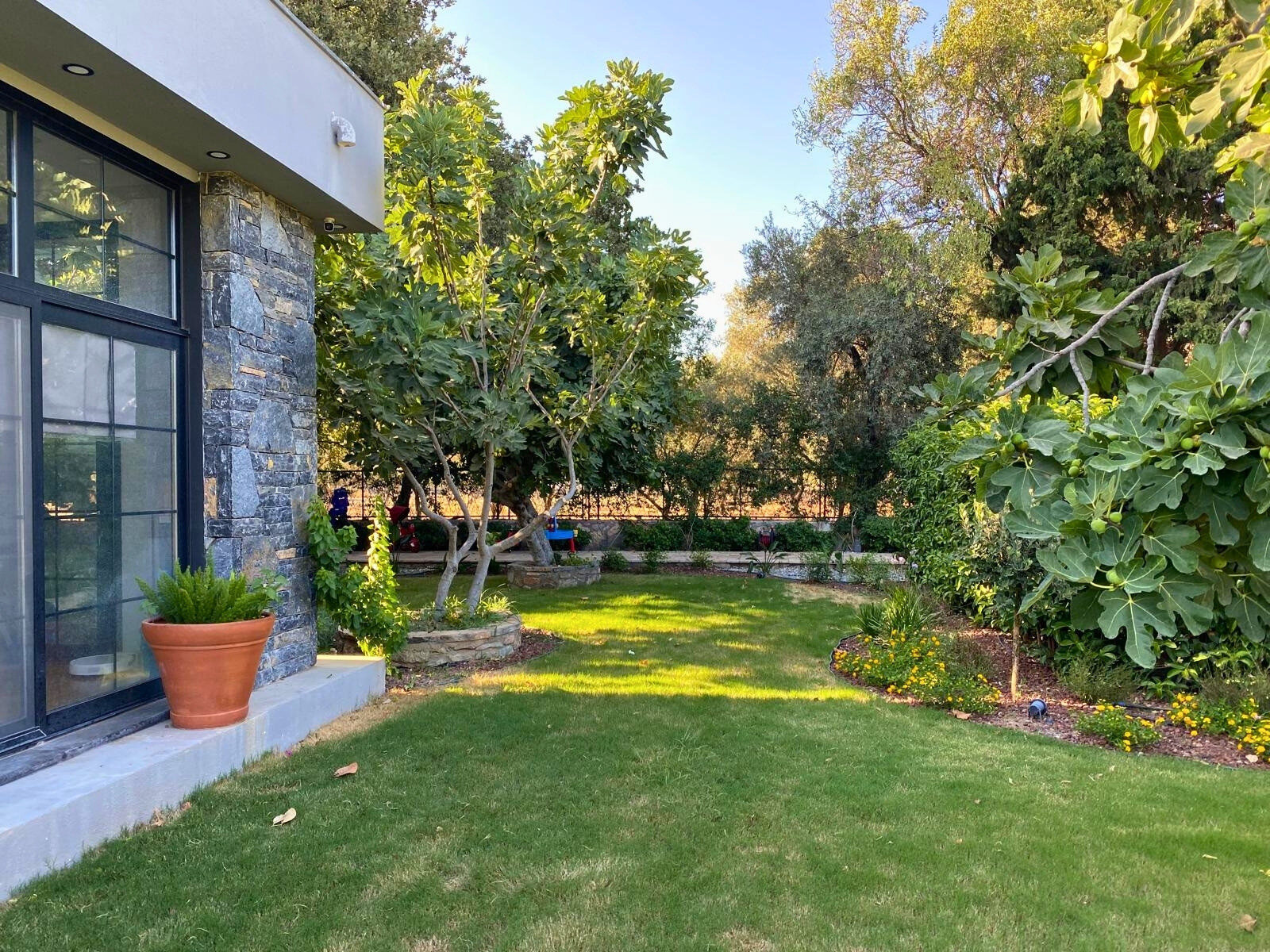 2404_bodrum_Exclusive_Detached_Villa_with_Vast_Garden_Pool_in_Heart_of_Bitez_18