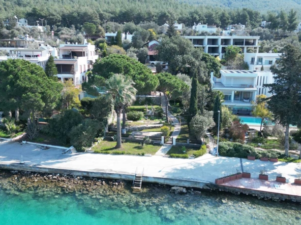 01 Sea front villa for sale Bodrum Guvercinlik 2343